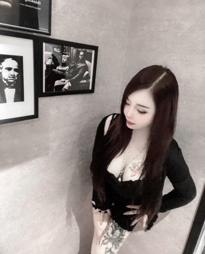 Akina photo 1