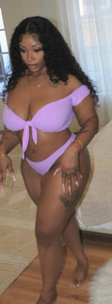 Kaelyn photo 1