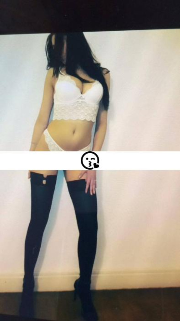 Eveline photo 1