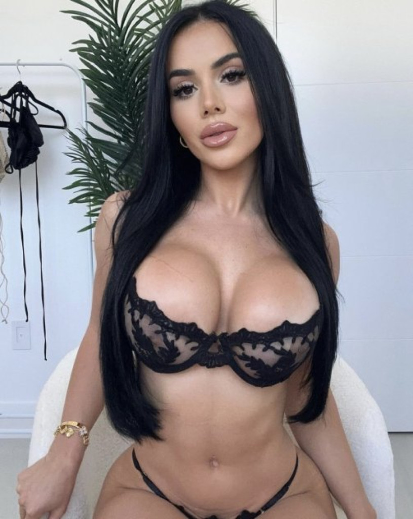 Kim photo 1