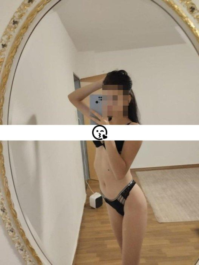 Alina photo 1