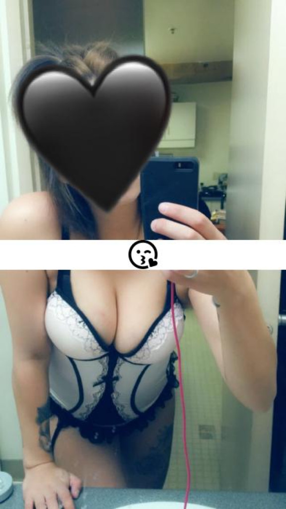 Mia photo 1