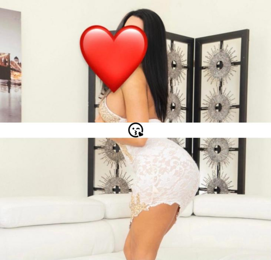 Alessandra photo 1