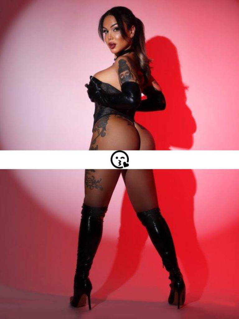 Scarlet Letizia photo 1
