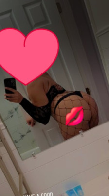 Izabella Love listing photo
