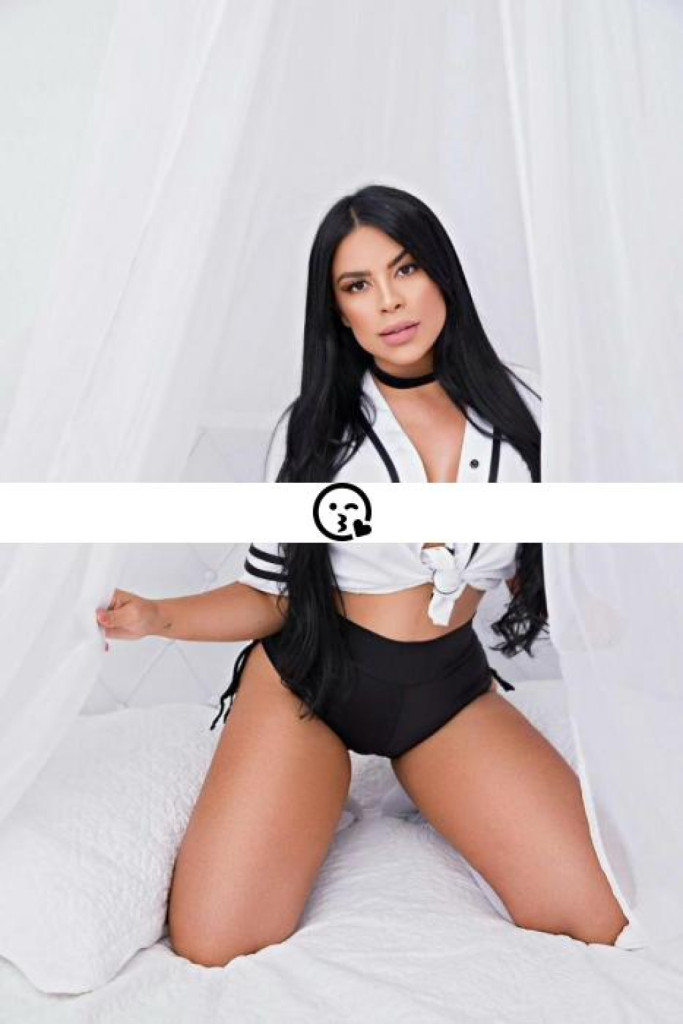 Stefani Lola photo 1