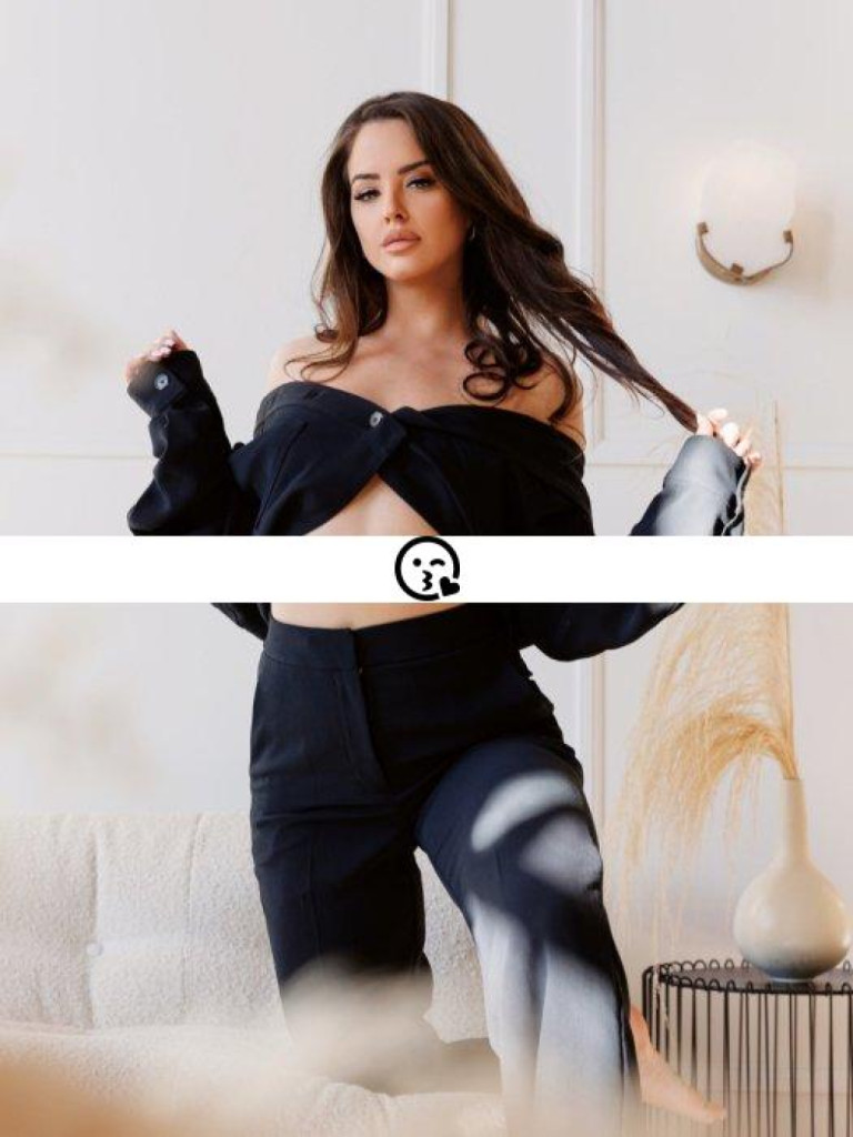 Angela photo 1