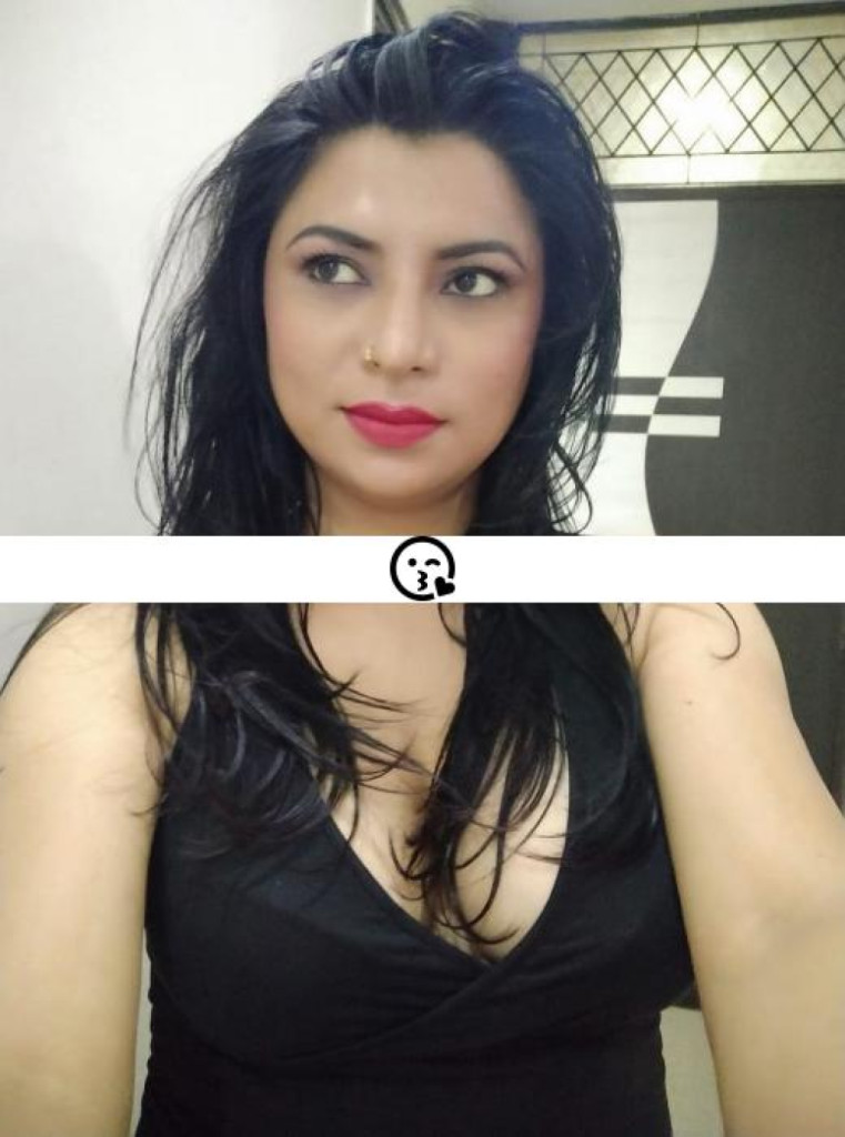 Juhi photo 1