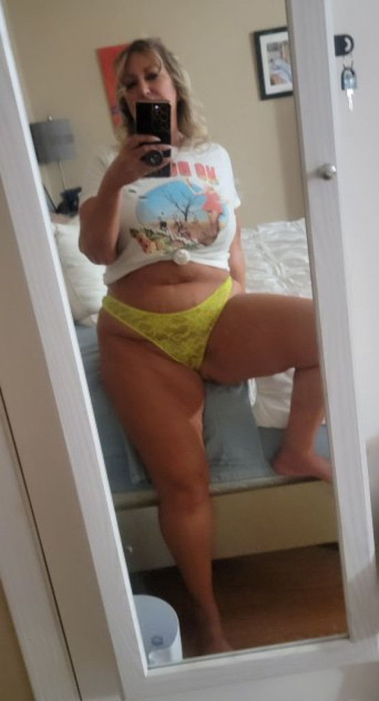 Farrah photo 1