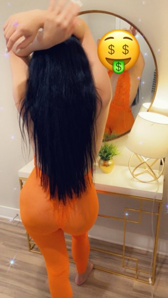 Mariahot Latina photo 1