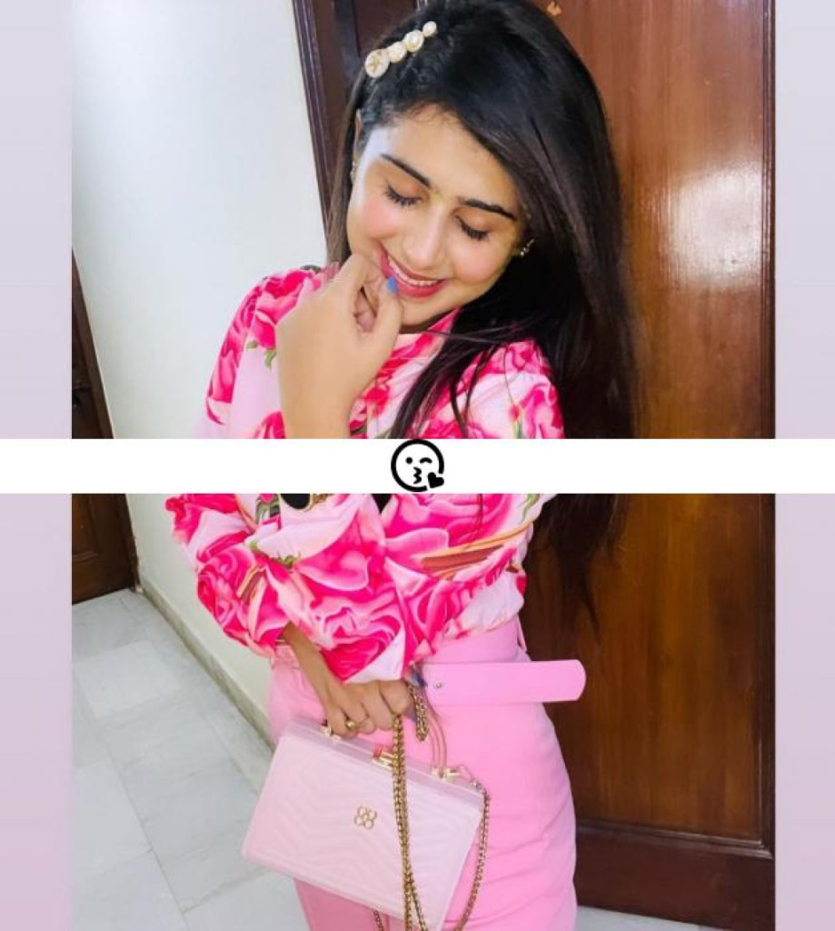 Riya photo 1