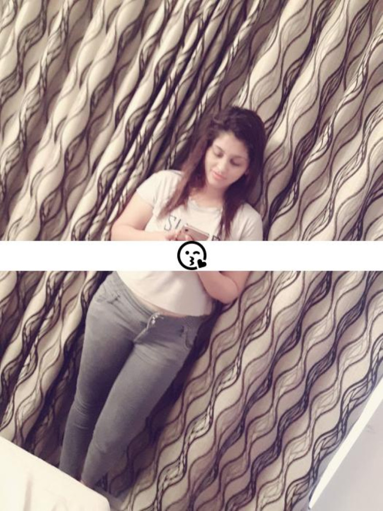 Riya photo 1