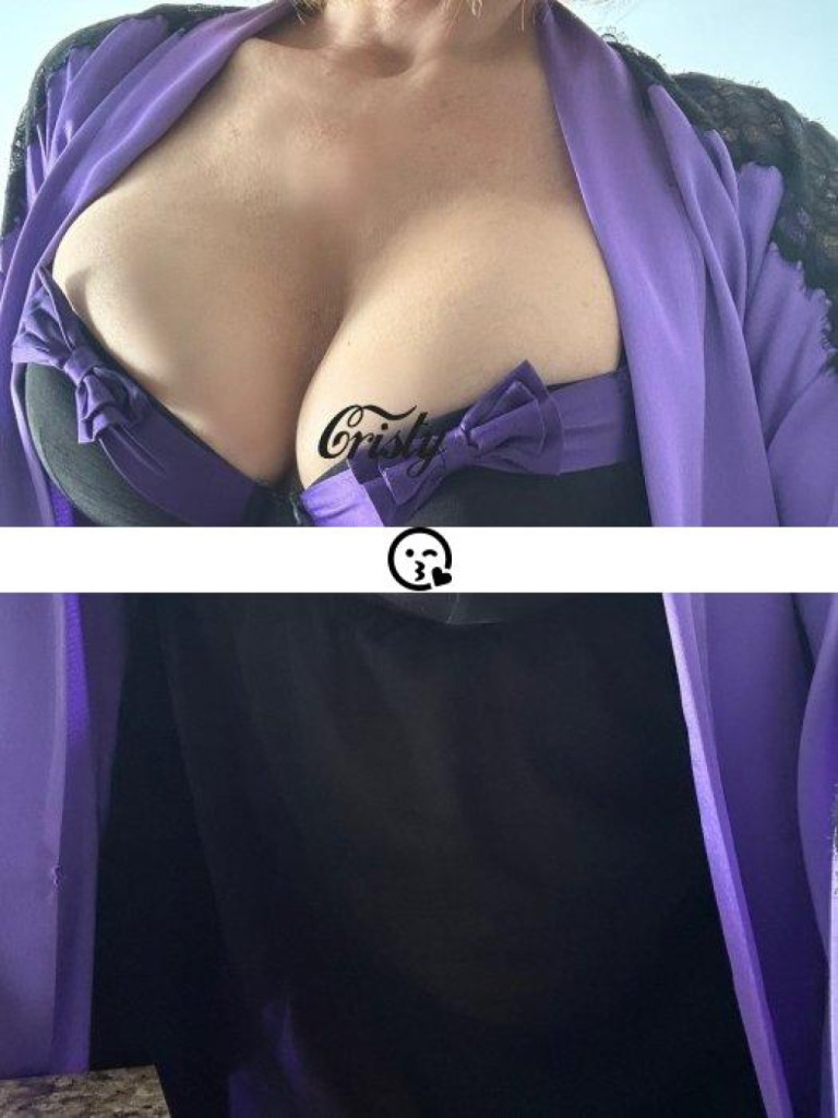 Cristy Mature photo 1