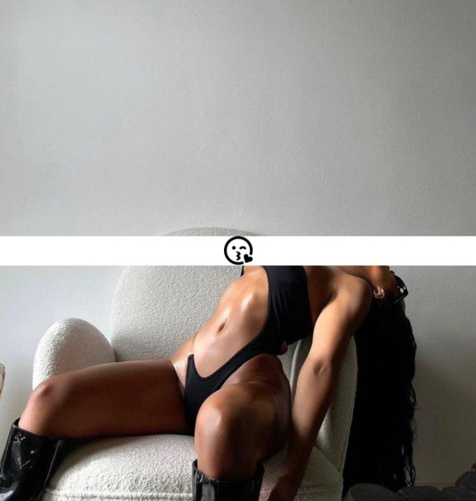 Mia photo 1