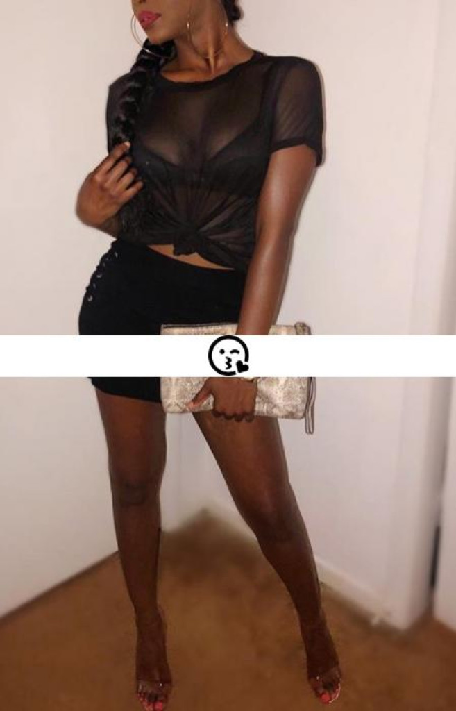 Vikky photo 1
