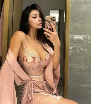 4 girls in Arlington Irving💋 listing photo