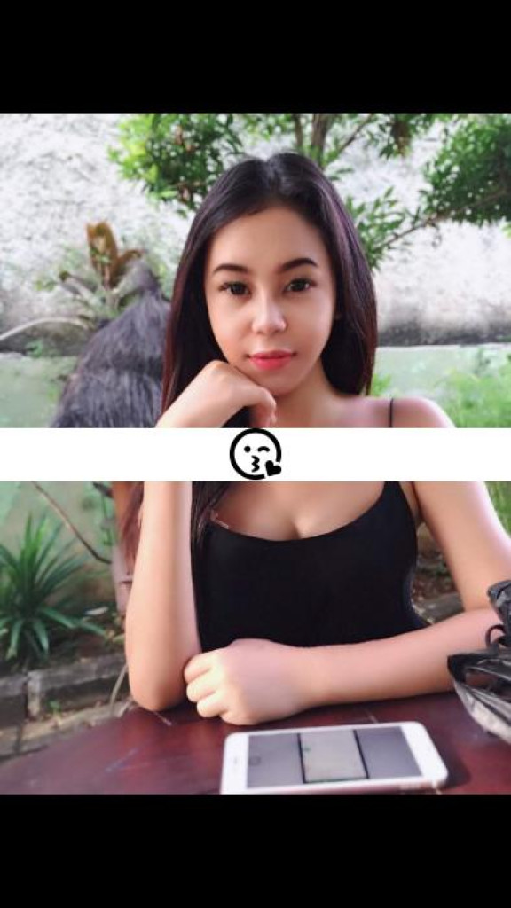 Putri photo 1