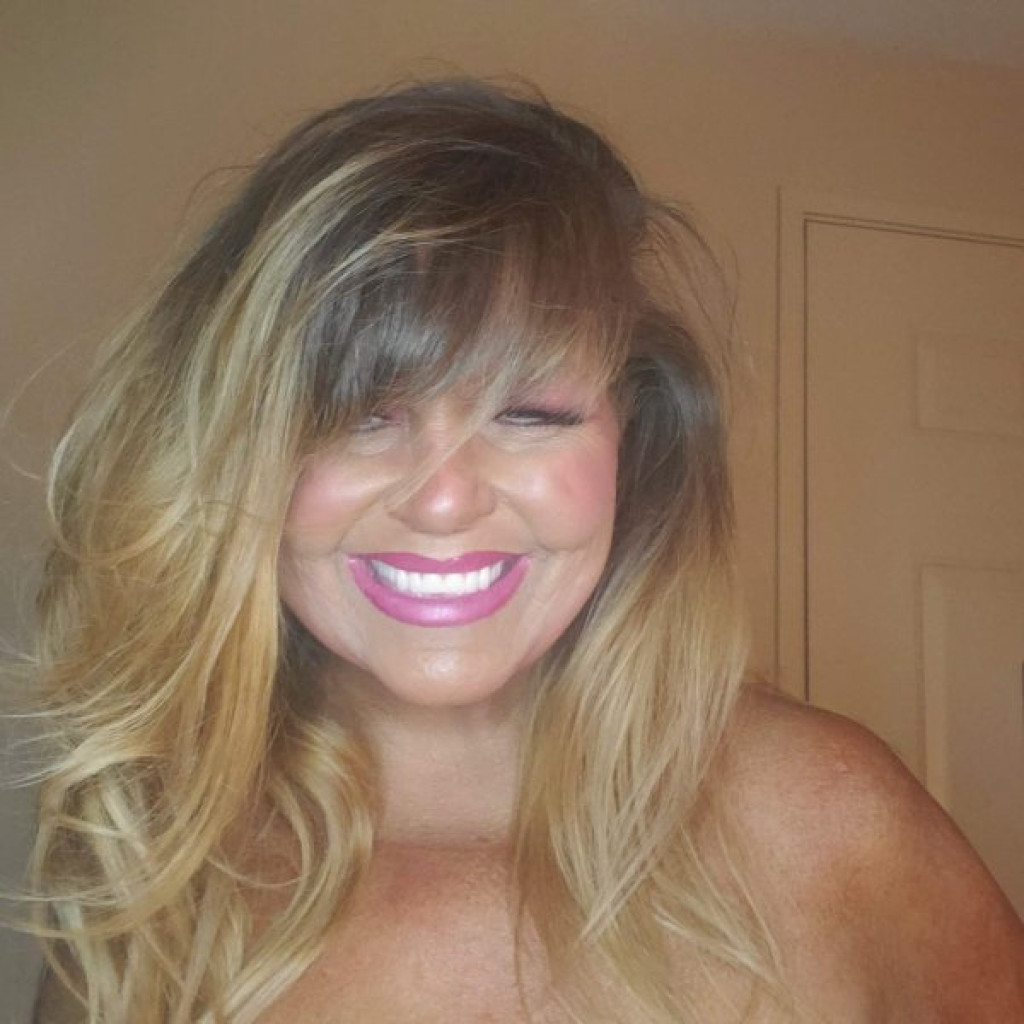 Sexy & Mature photo 1