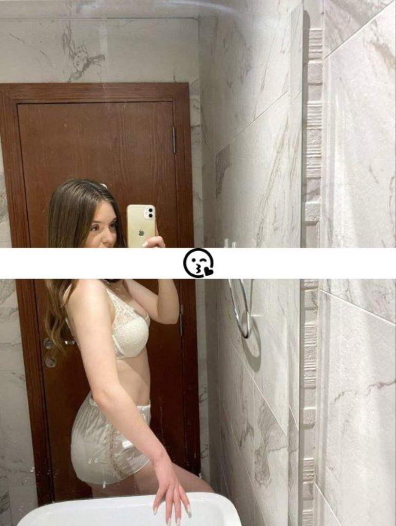 Vicky photo 1