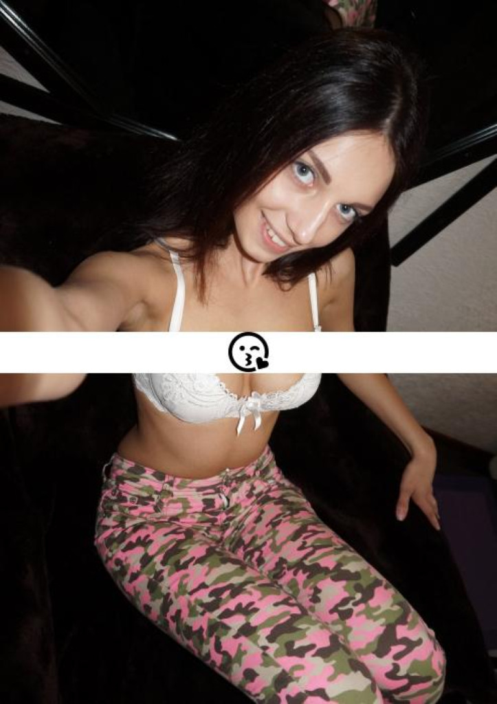 Lia photo 1