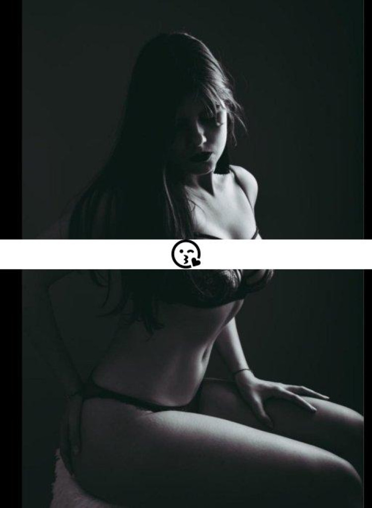 Elyse photo 1