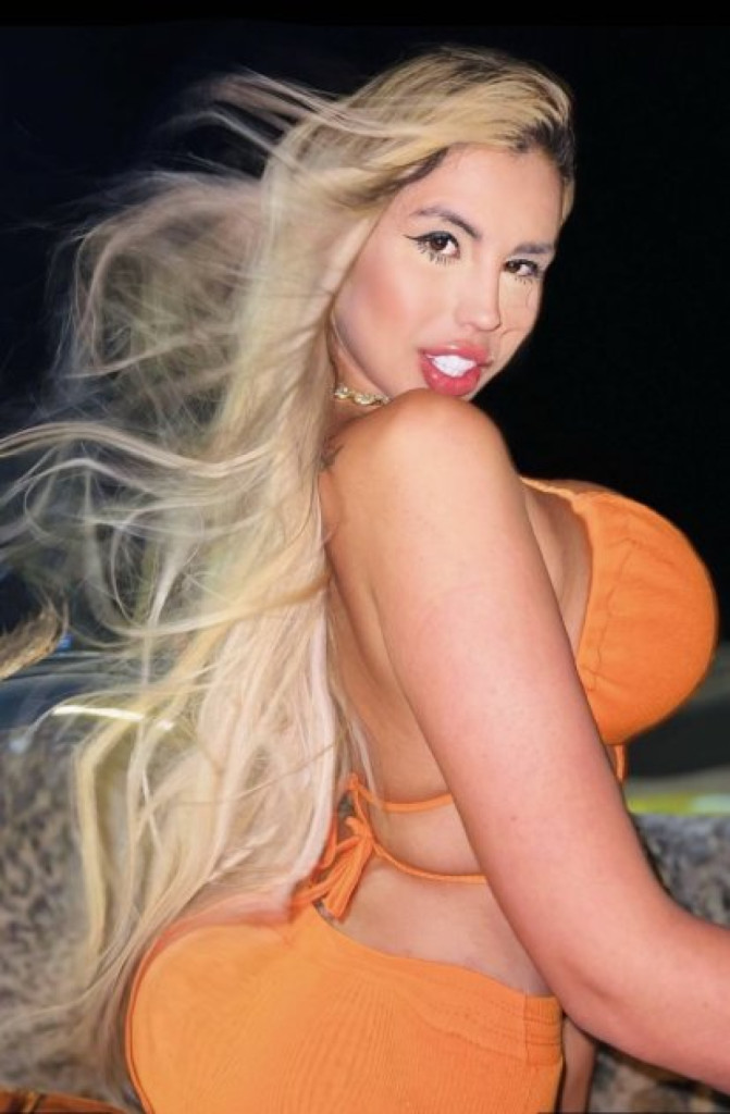 nikki crush photo 1