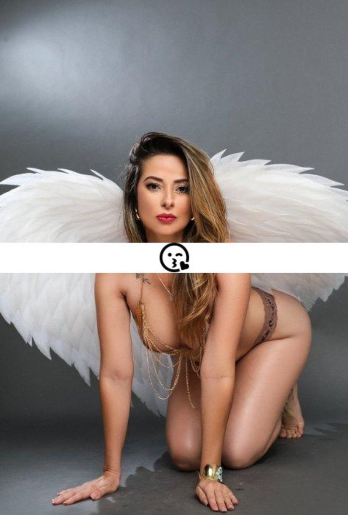 Mia photo 1