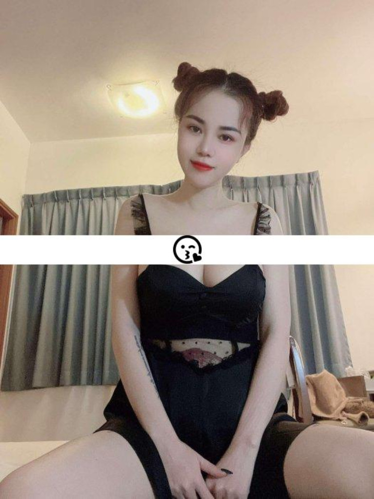 Angela photo 1