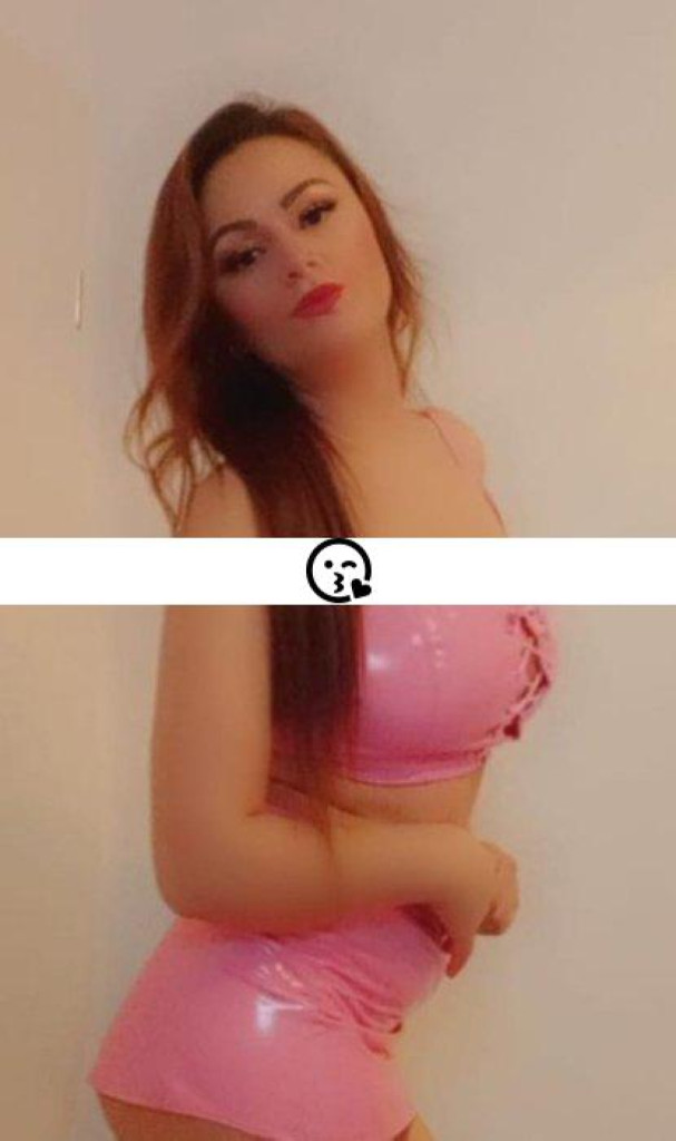 Mia photo 1