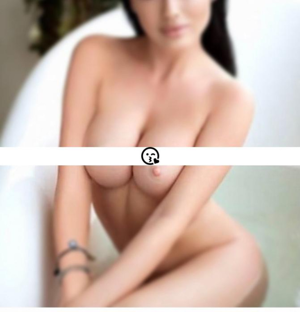 Eva photo 1