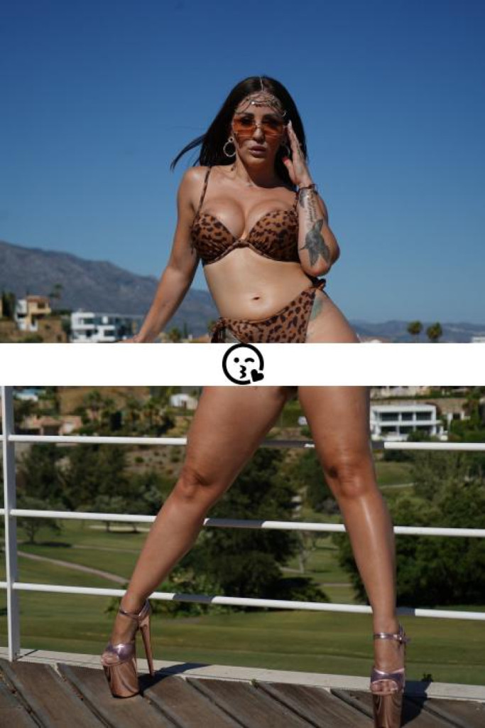 Betty Foxxx Pornstar photo 1