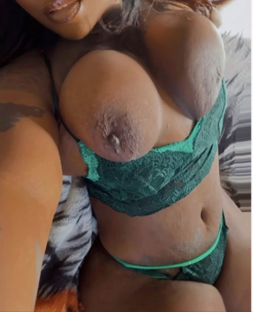 Amber juicy🍑💦 photo 1