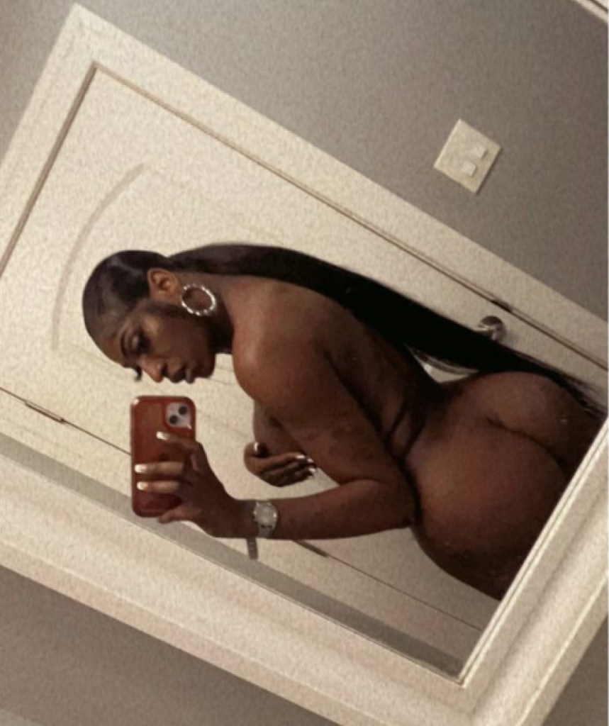 Alexis photo 1