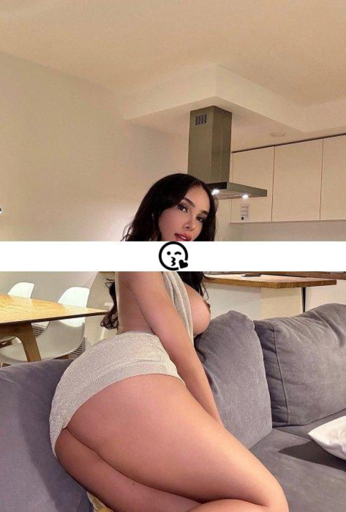 Aaliyah photo 1