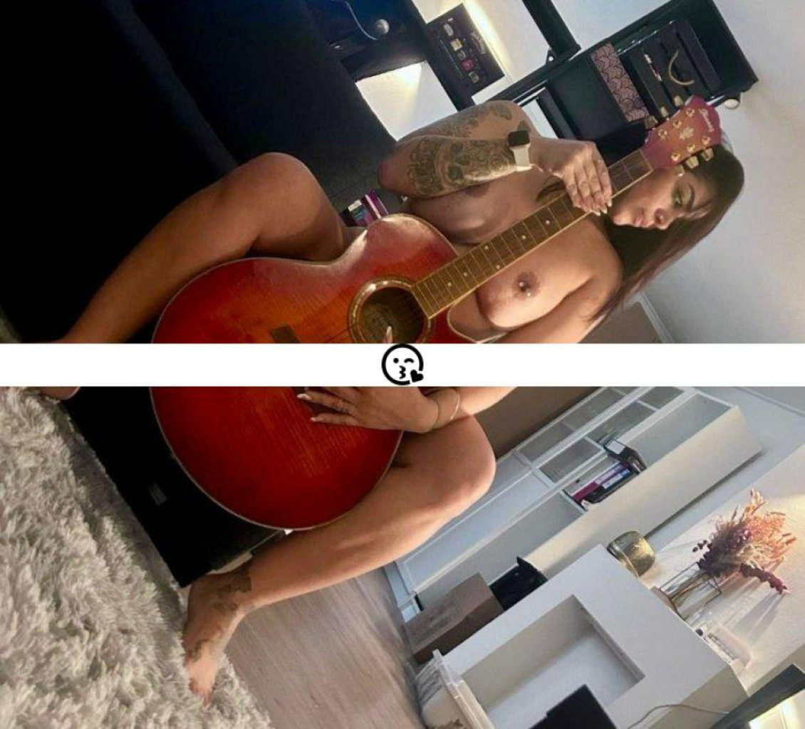 Chloe photo 1