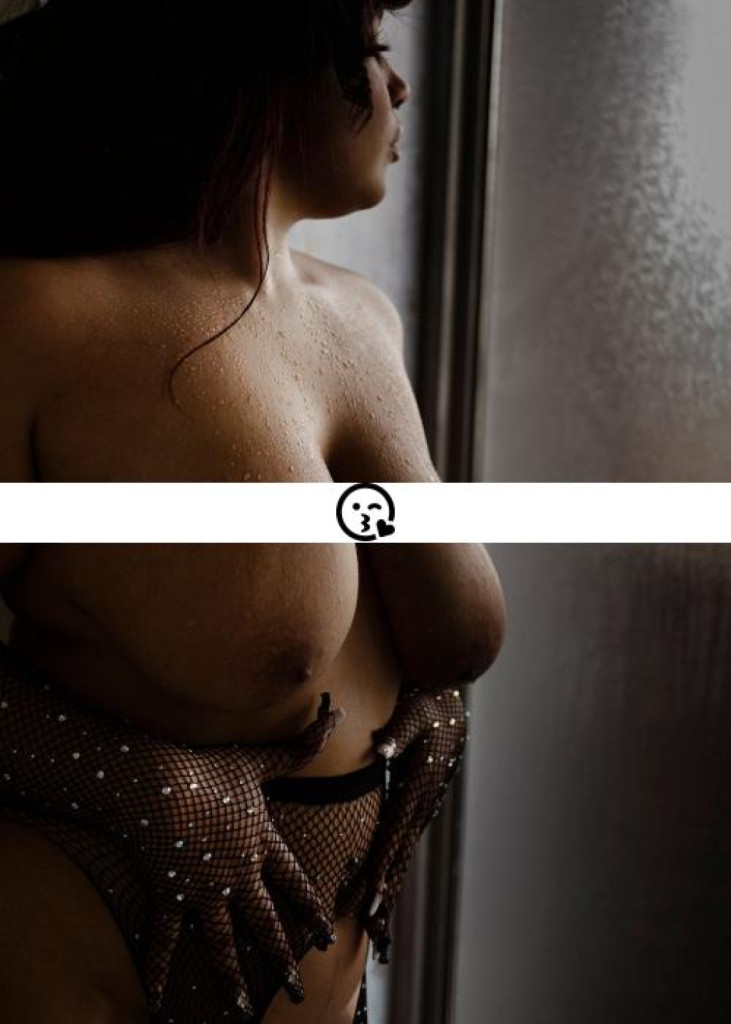 Seraphine Scarlett-Rose photo 1