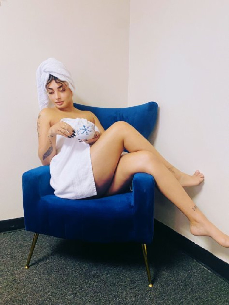 Karol photo 1