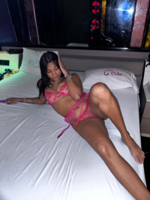 i am available 24/7 listing photo
