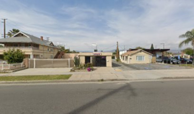Rainbow Spa listing photo