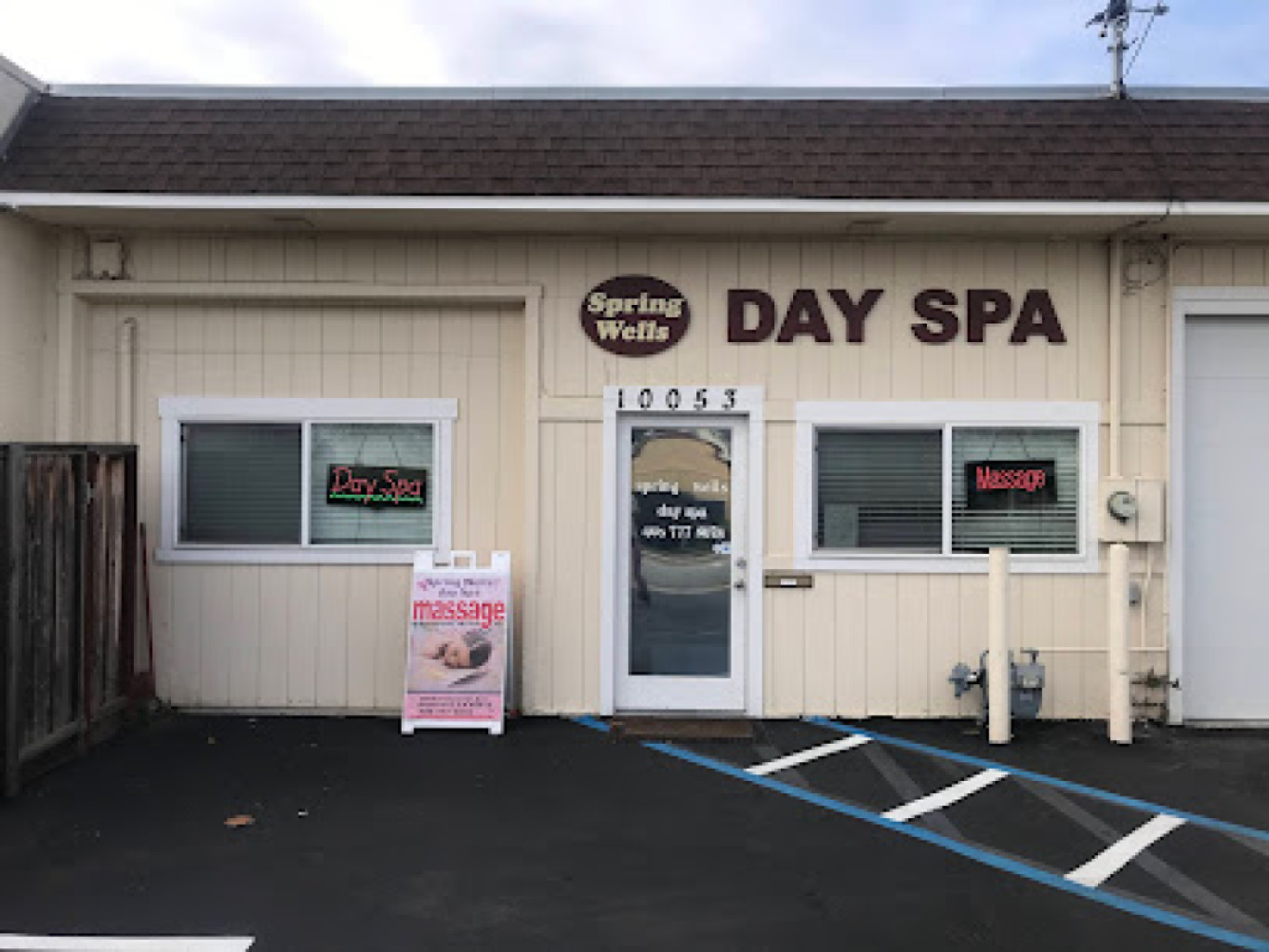 Spring Wells Day Spa photo 1
