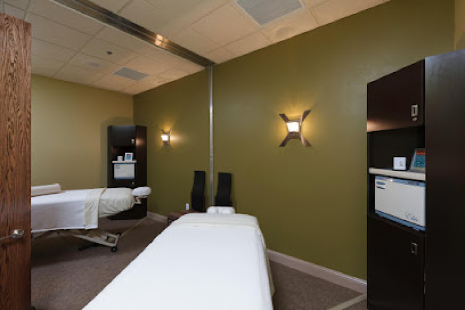 Deluxe Massage photo 1