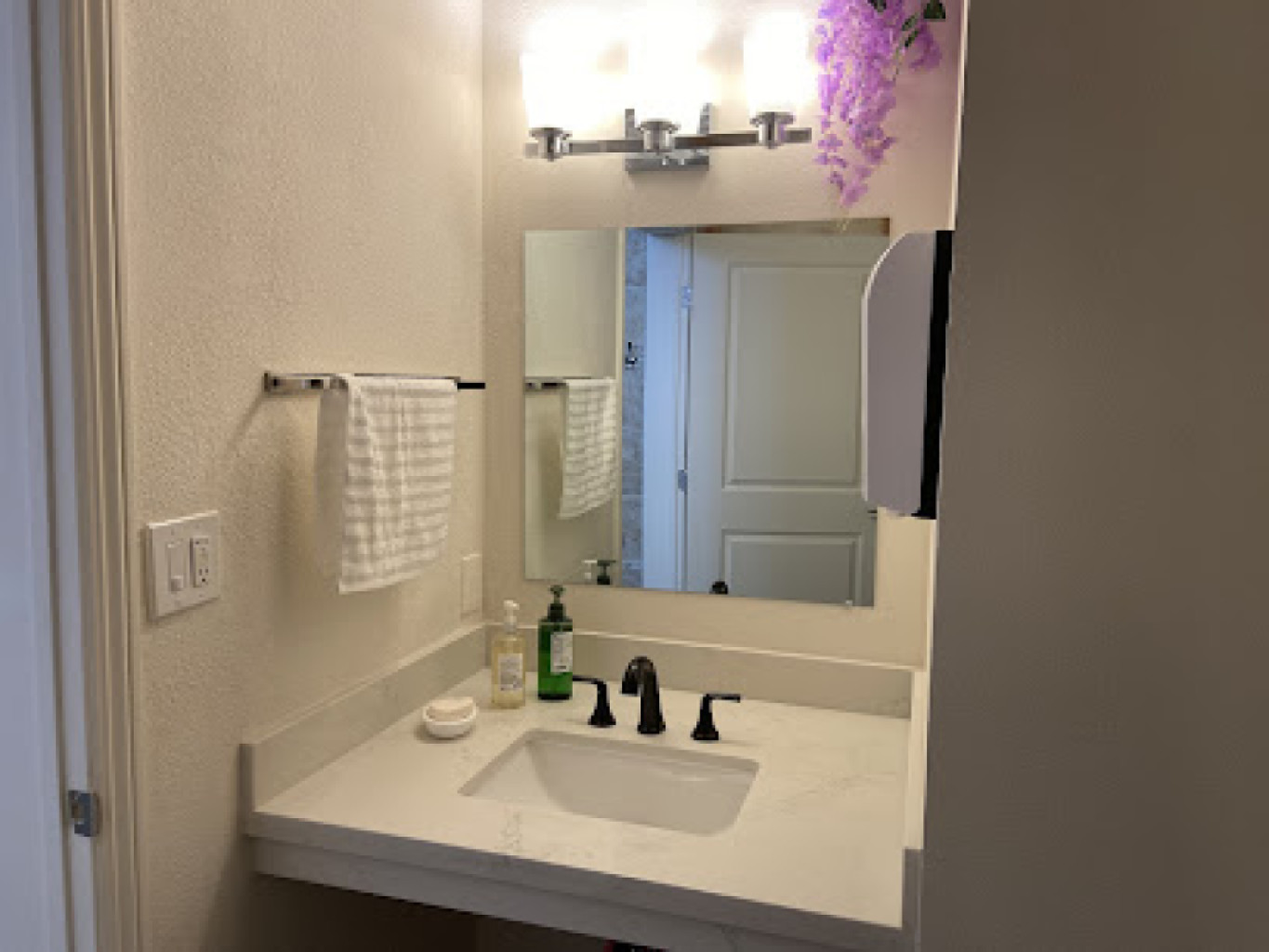 Sunshine therapist wellness center photo 1