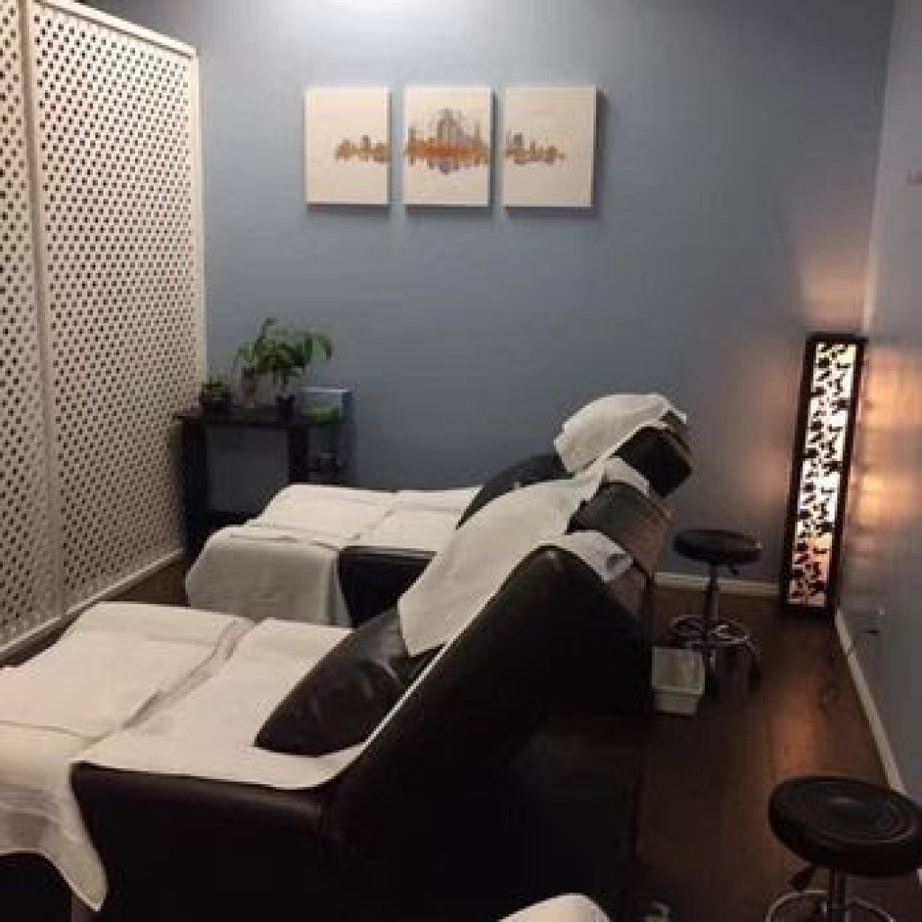 Healing massage spa photo 1