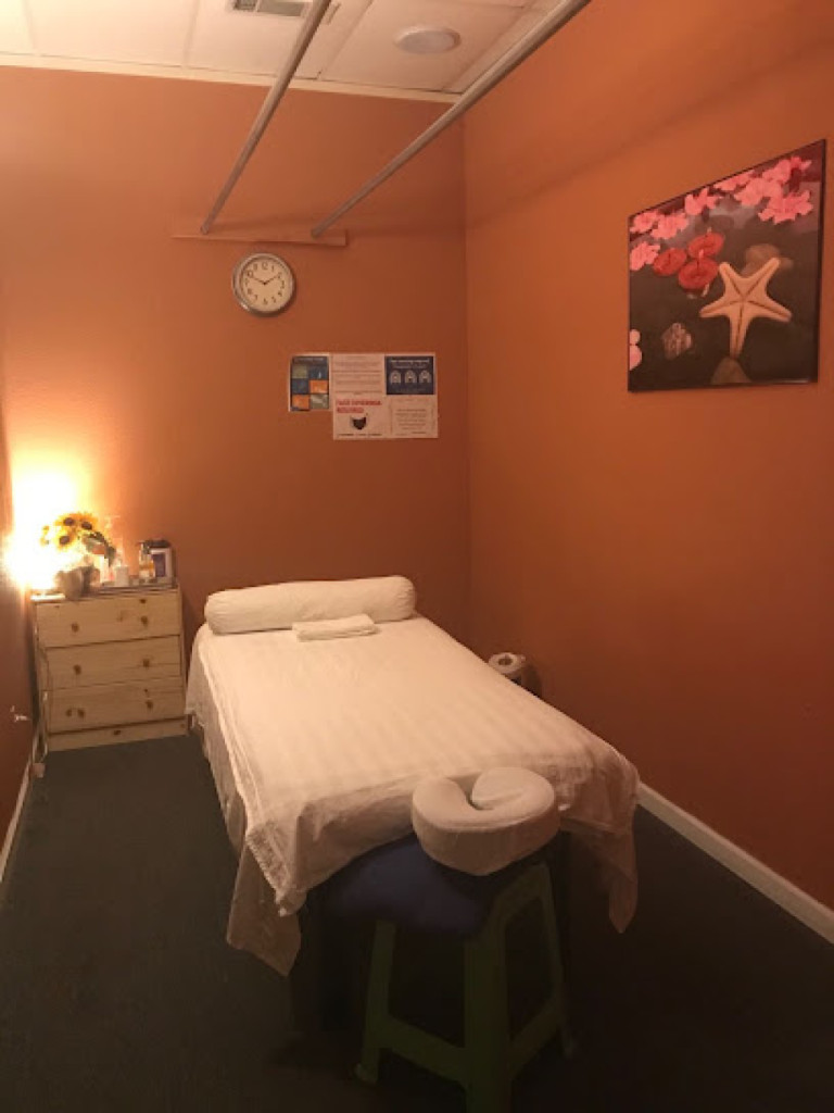 Halo Massage photo 1