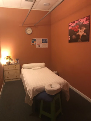 Halo Massage listing photo