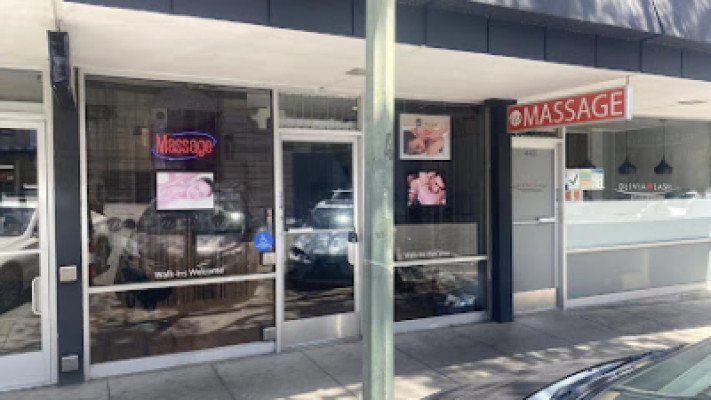 W Spa listing photo