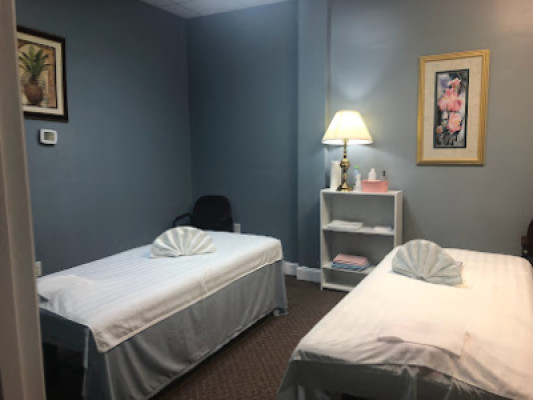 Gold Massage listing photo