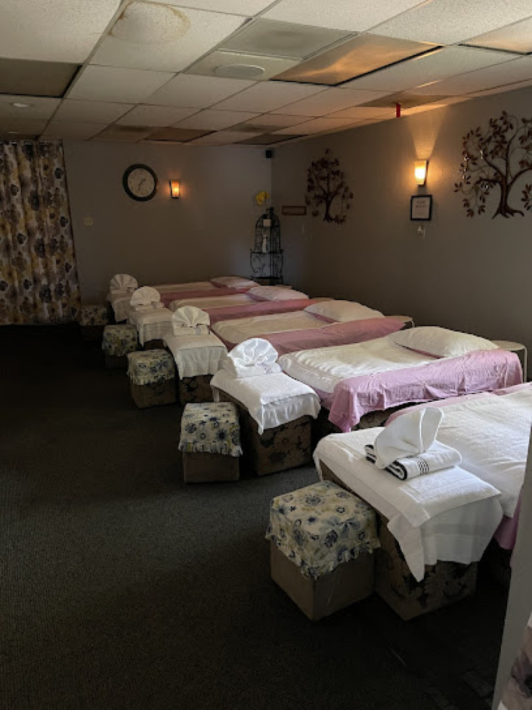 Vintage Massage Center photo 1