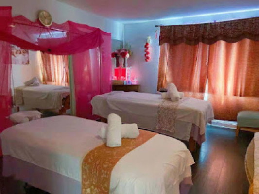 La Jolla Spa listing photo