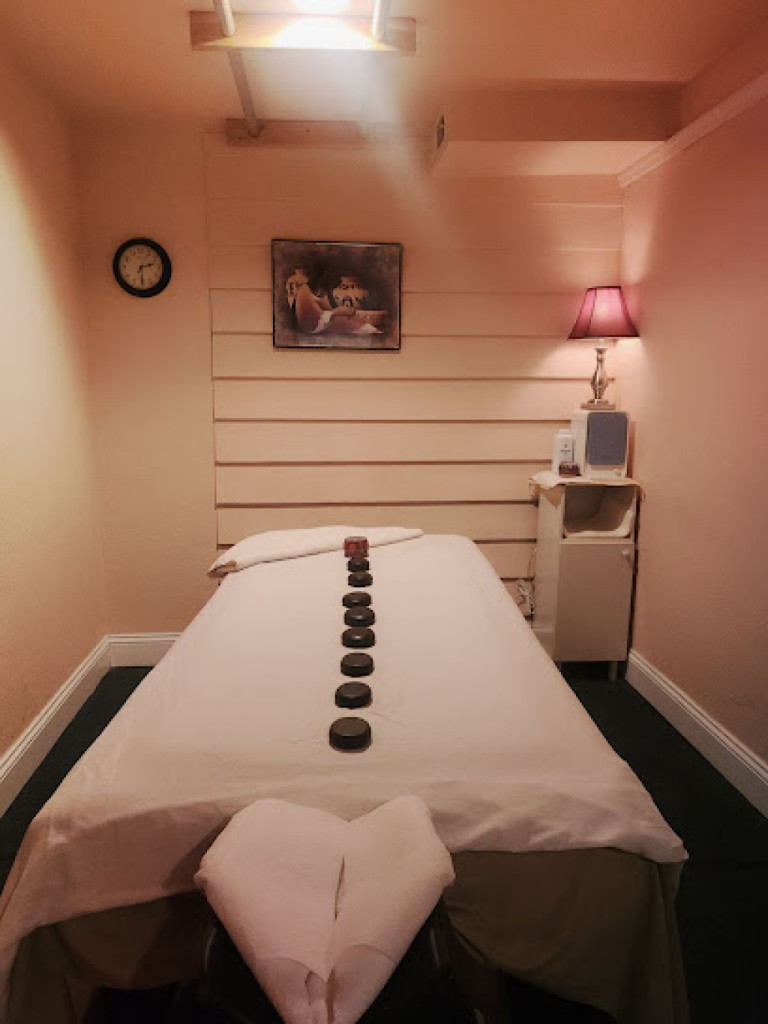 Ruby's Massage Day Spa photo 1